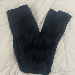 Lululemon camo leggings Base Pace High-Rise Tight 25”